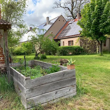 Charmantes Kutscherhaus/charming Romantic Hideaway * Liebenwalde