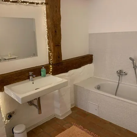 Holiday home Charmantes Kutscherhaus/charming Romantic Hideaway Liebenwalde